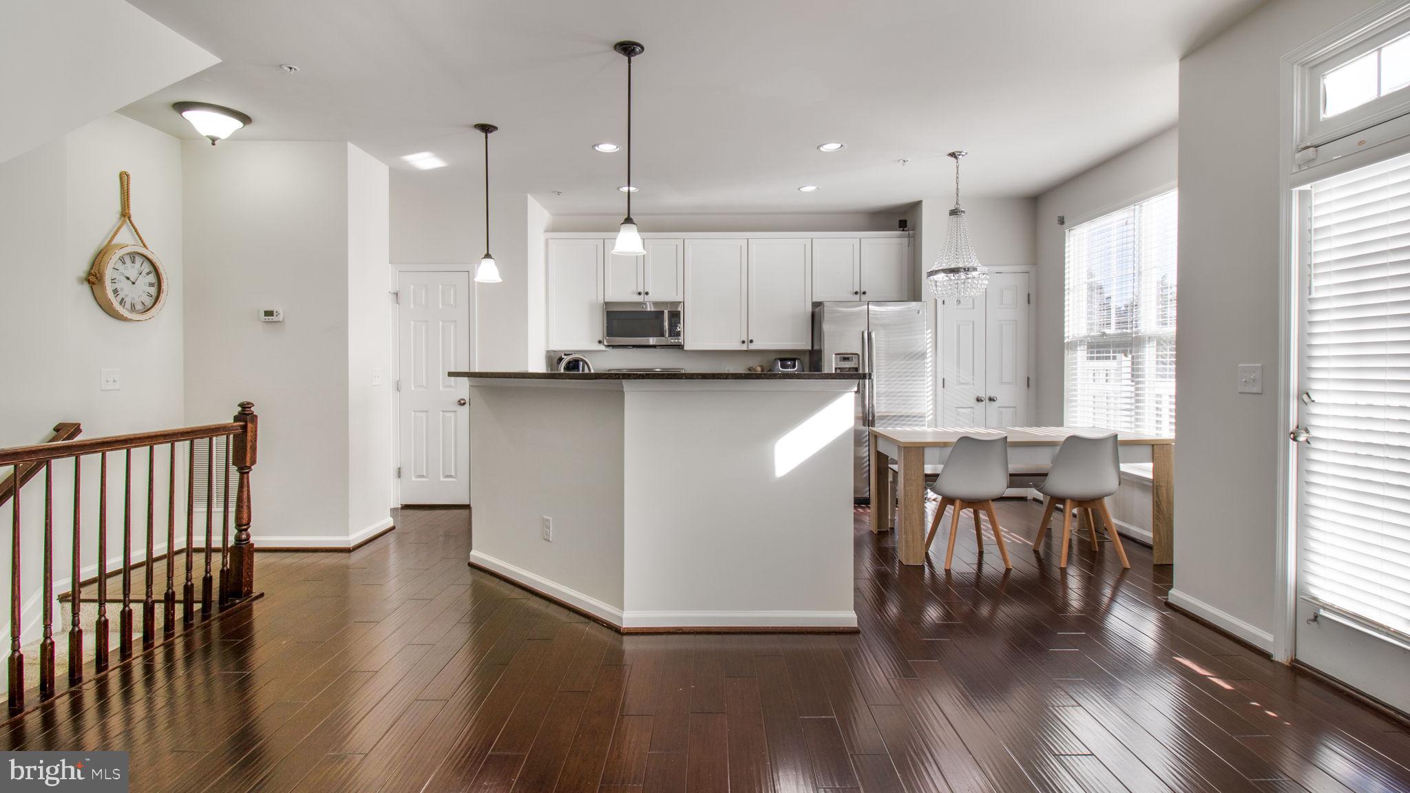 EAST GATE 3 CONDOMINIUM - Residential