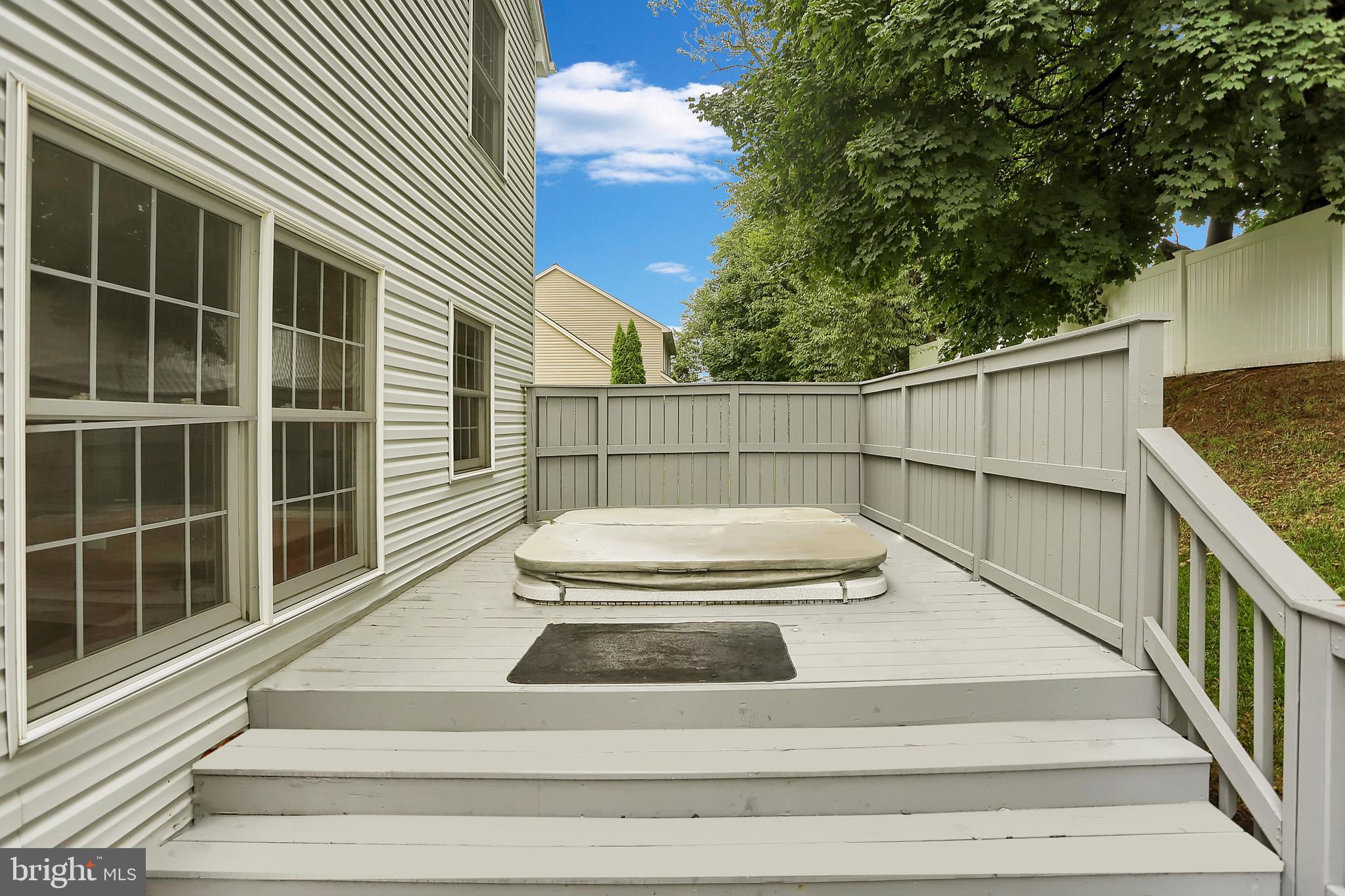 DOVE RIDGE - Residential