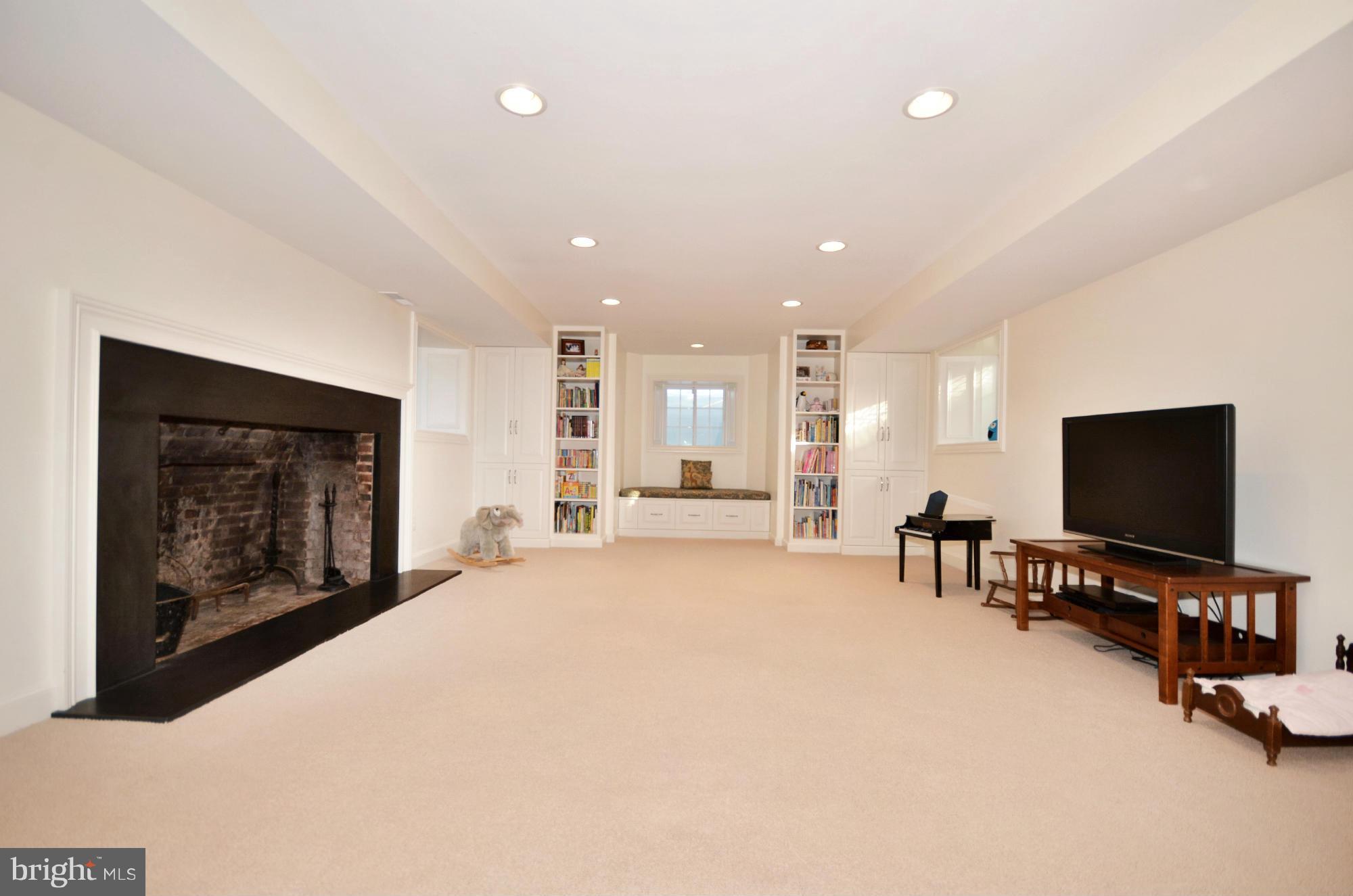 GREATER HOMELAND HISTORIC DISTRICT - Residential