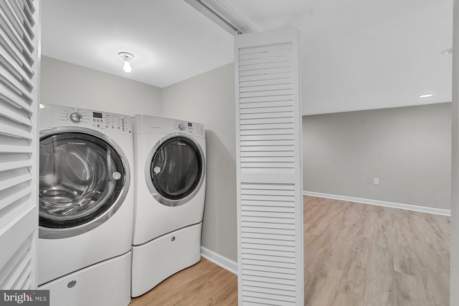 BRADBURY HEIGHTS - Residential