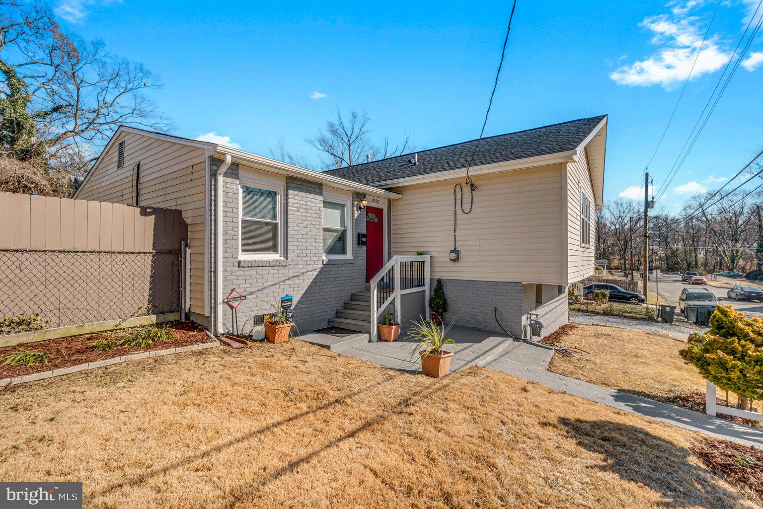 BRADBURY HEIGHTS - Residential