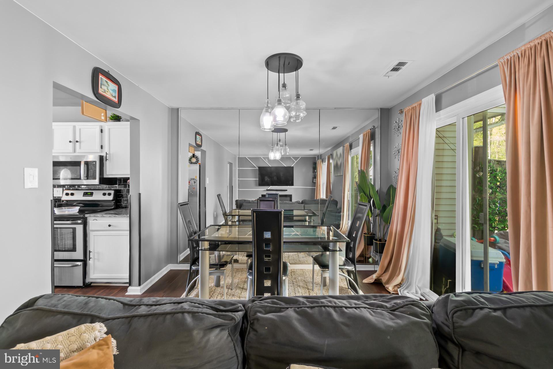 ENFIELD CHASE - Residential