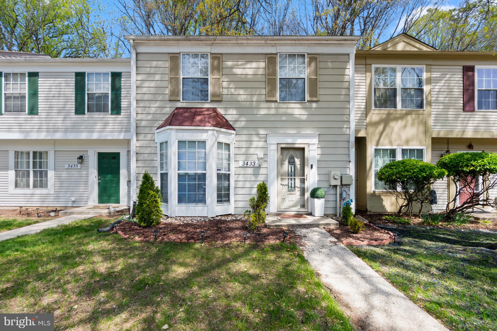 ENFIELD CHASE - Residential