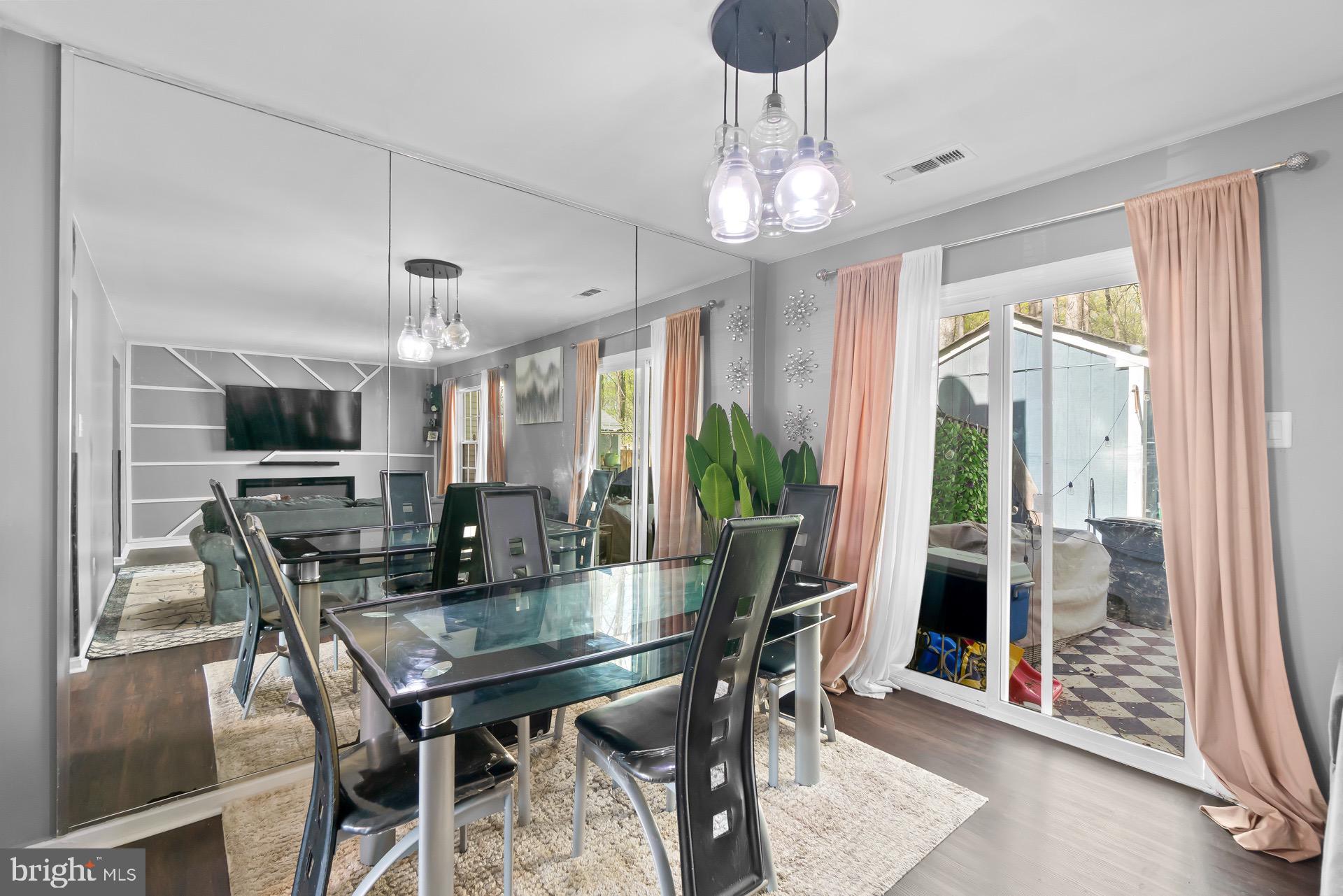 ENFIELD CHASE - Residential