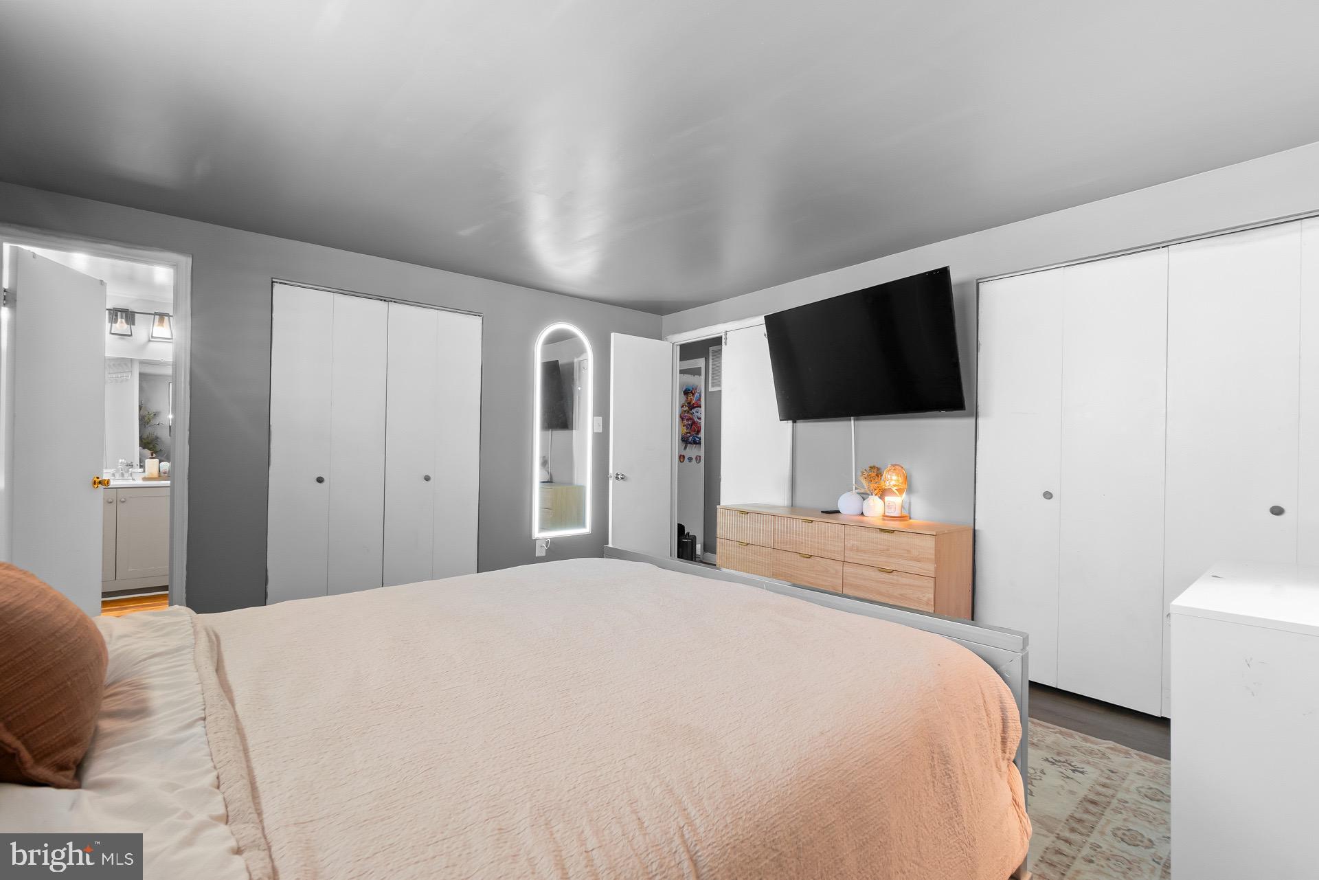 ENFIELD CHASE - Residential