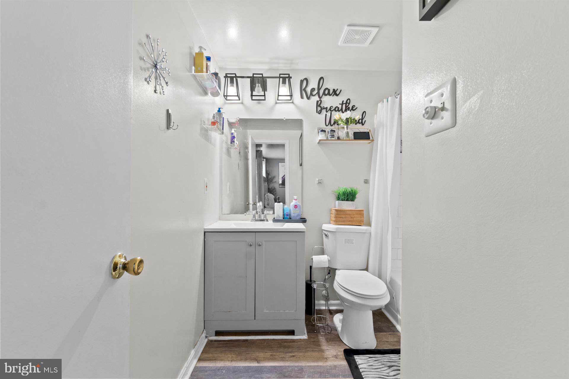 ENFIELD CHASE - Residential