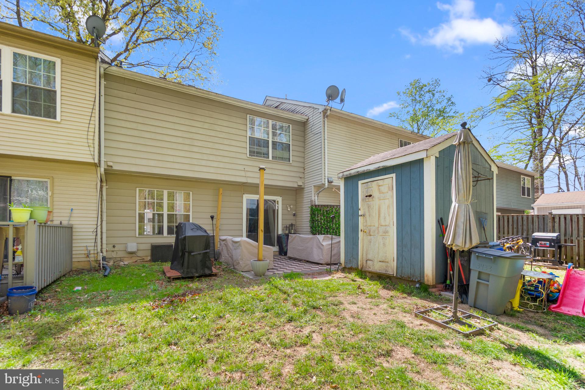 ENFIELD CHASE - Residential