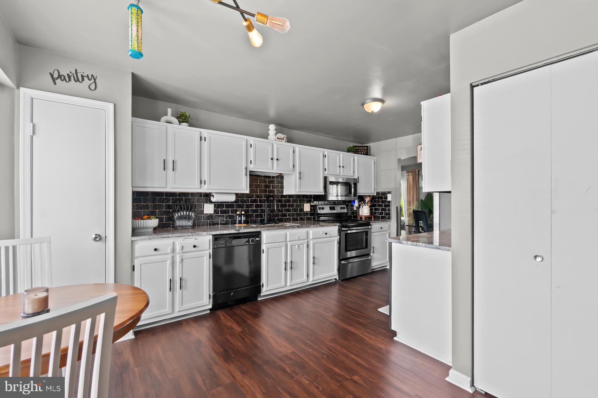 ENFIELD CHASE - Residential