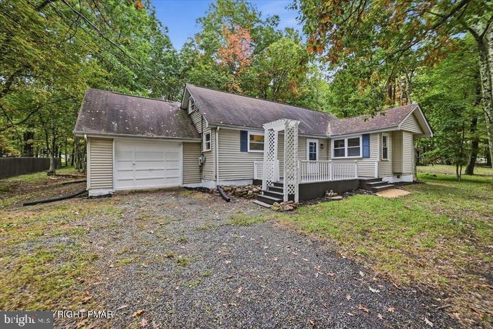 118 BUCKHILL ROAD E