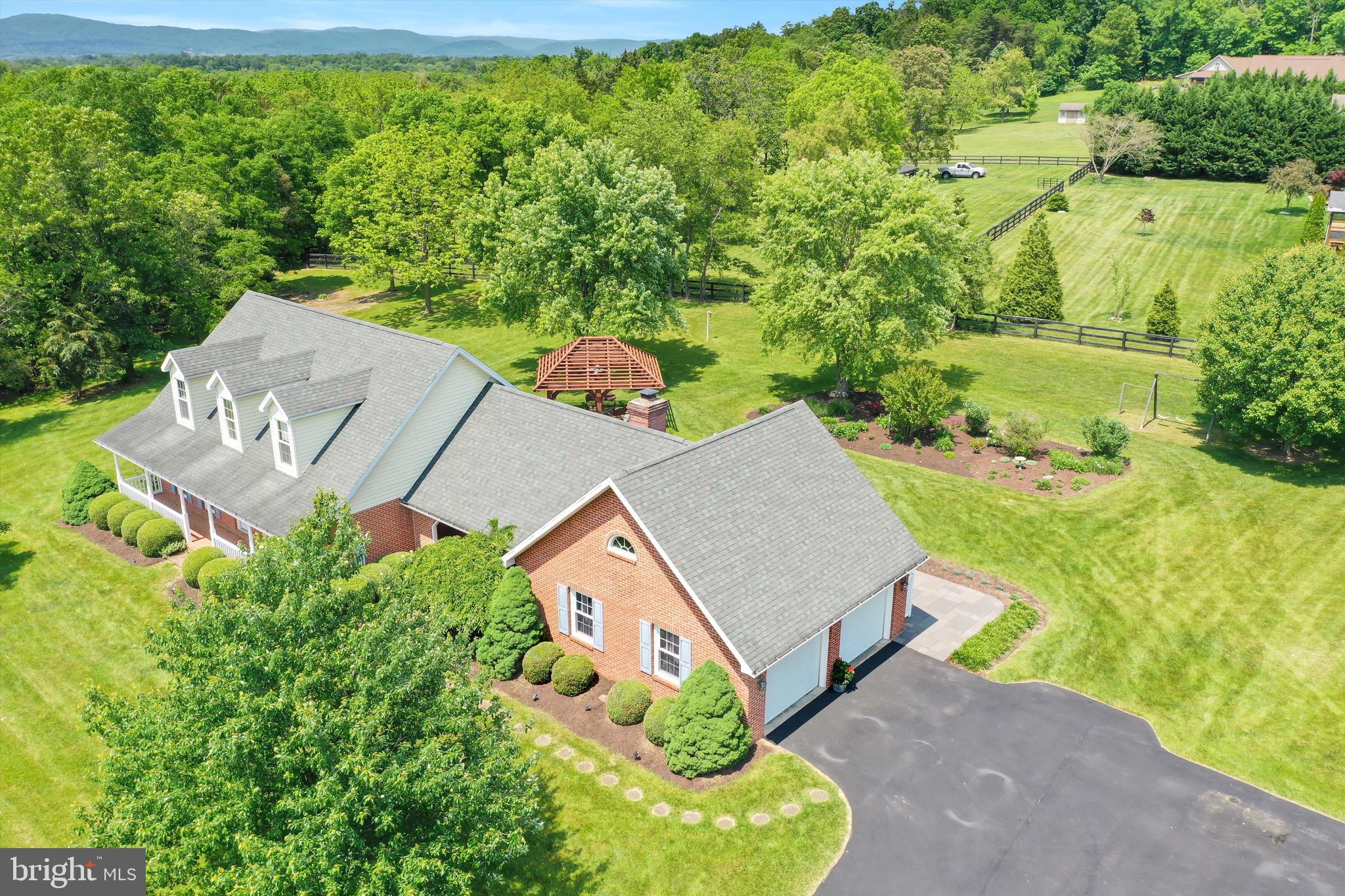 MARLOWE WOODS - Residential