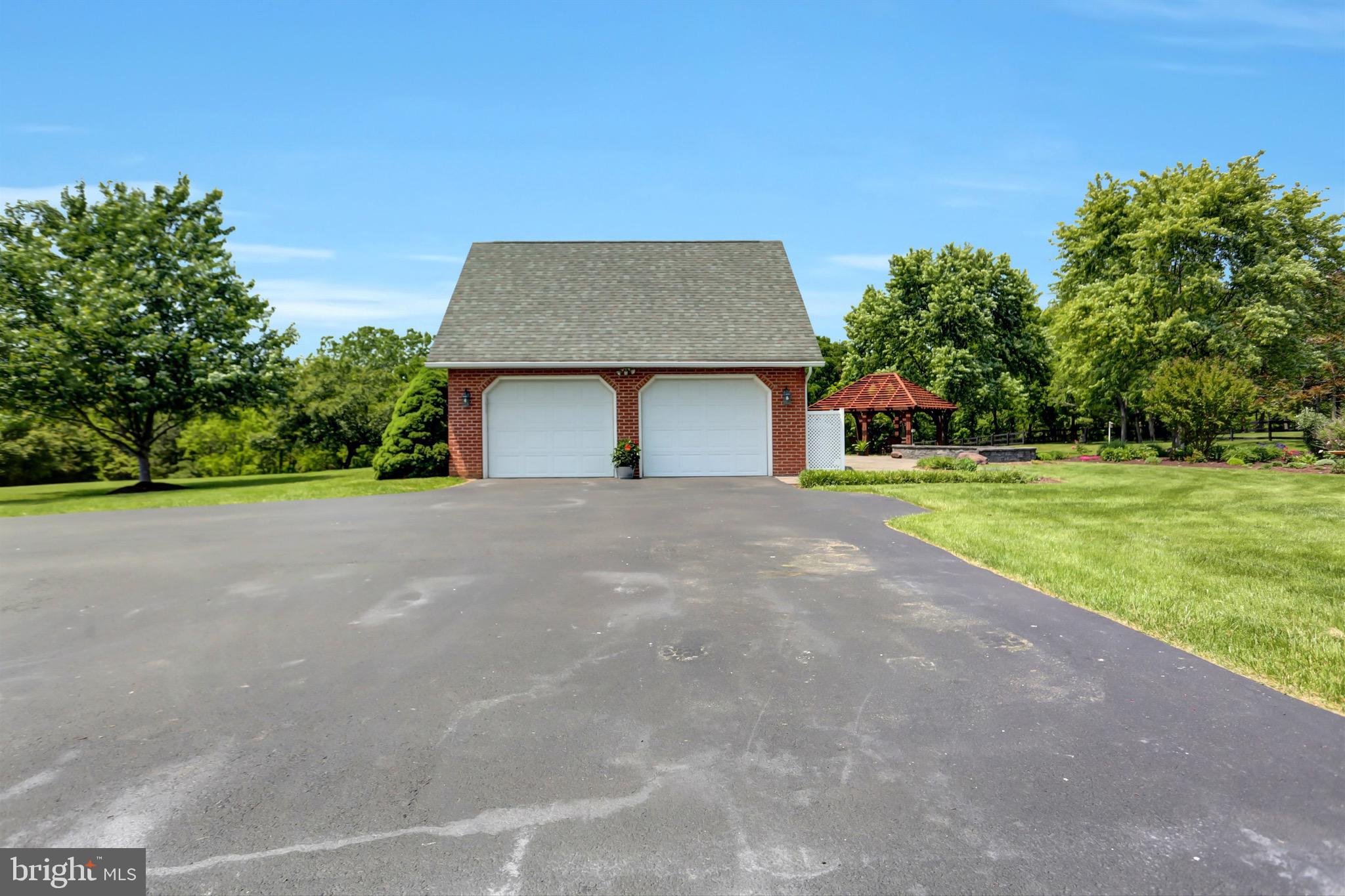 MARLOWE WOODS - Residential