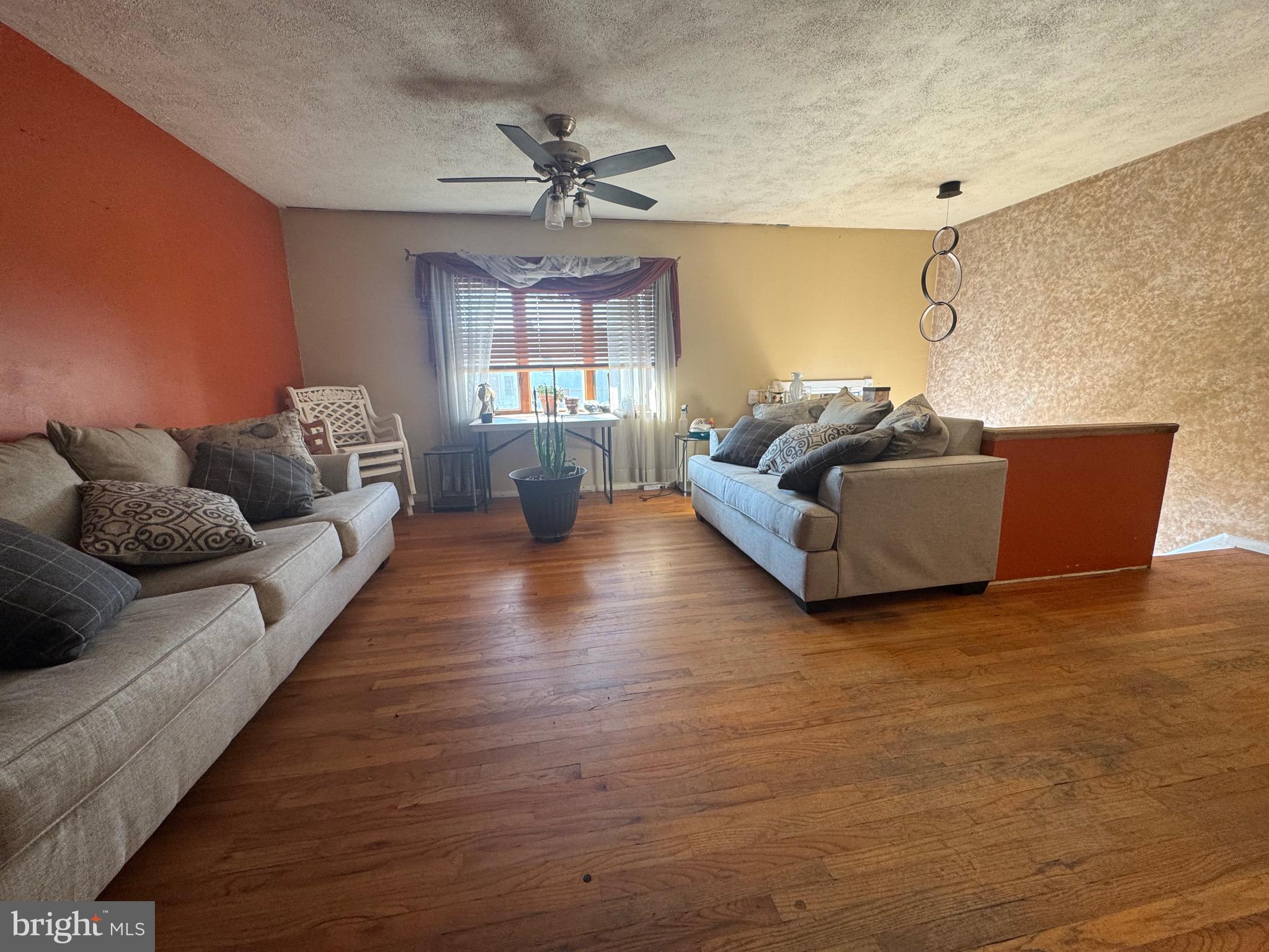 EDGE MEAD - Residential