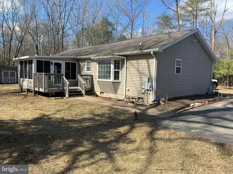 15921 Accolawn Road, Accokeek, MD MLS: MDPG2144072