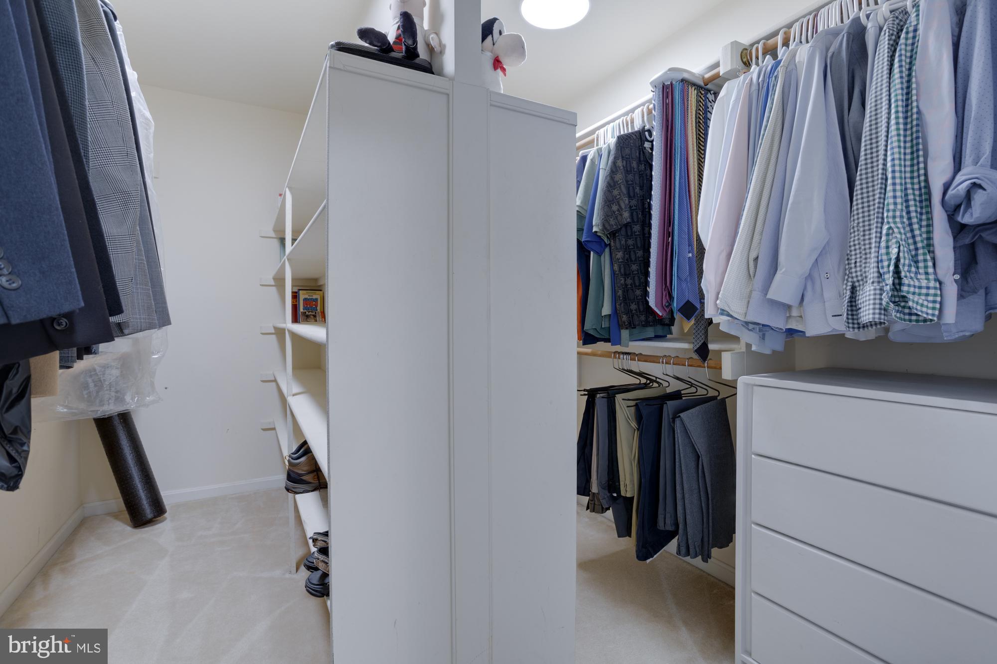 CLIFTON AT WOLF RUN - Residential