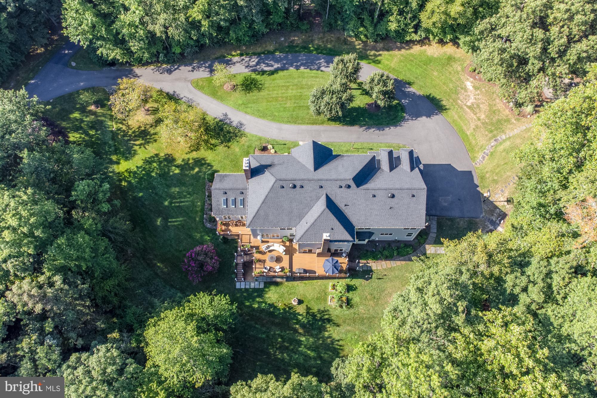 CLIFTON AT WOLF RUN - Residential