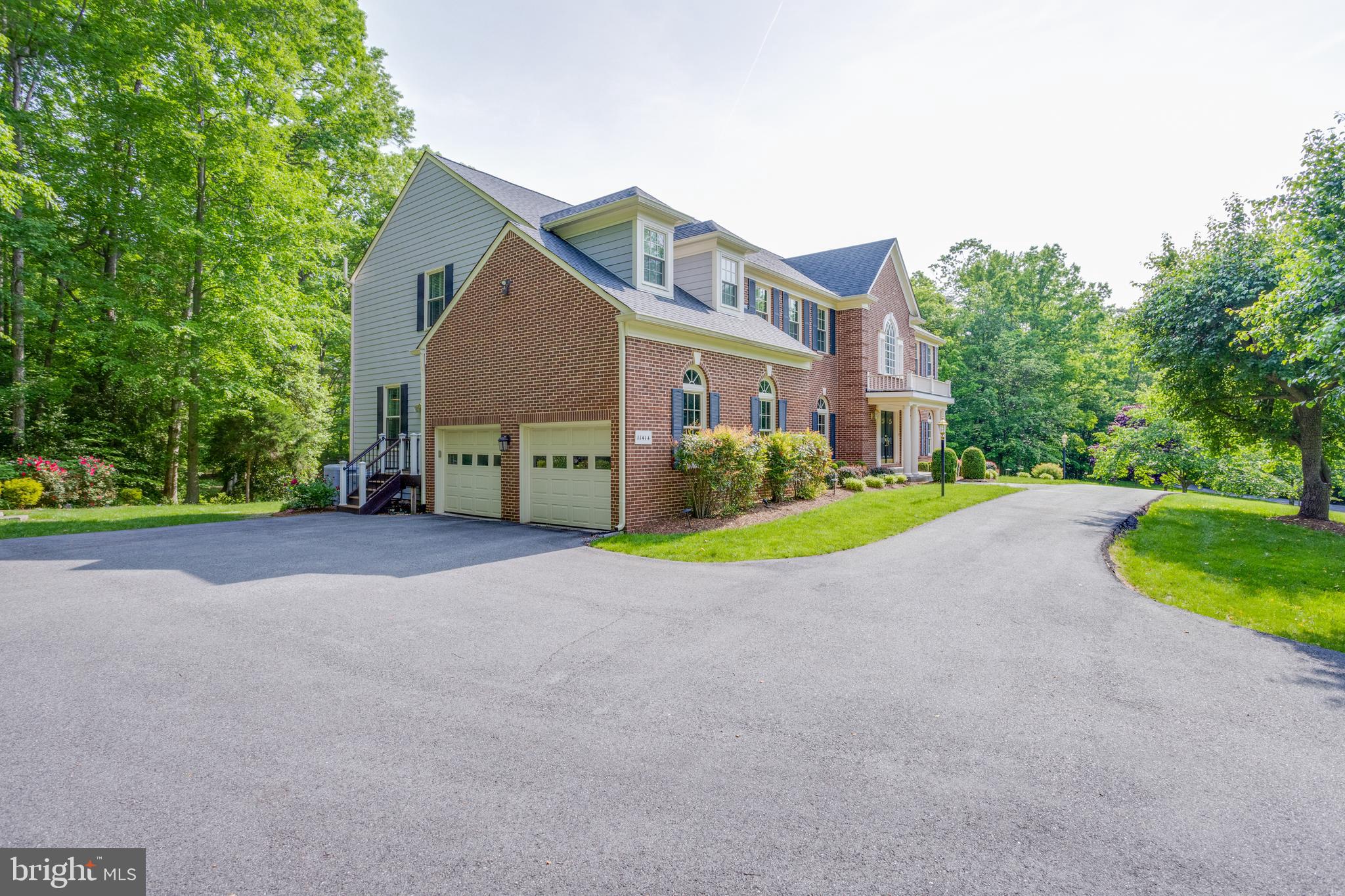 CLIFTON AT WOLF RUN - Residential
