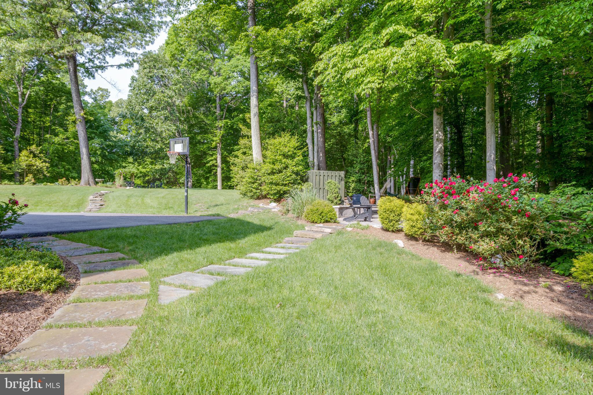 CLIFTON AT WOLF RUN - Residential