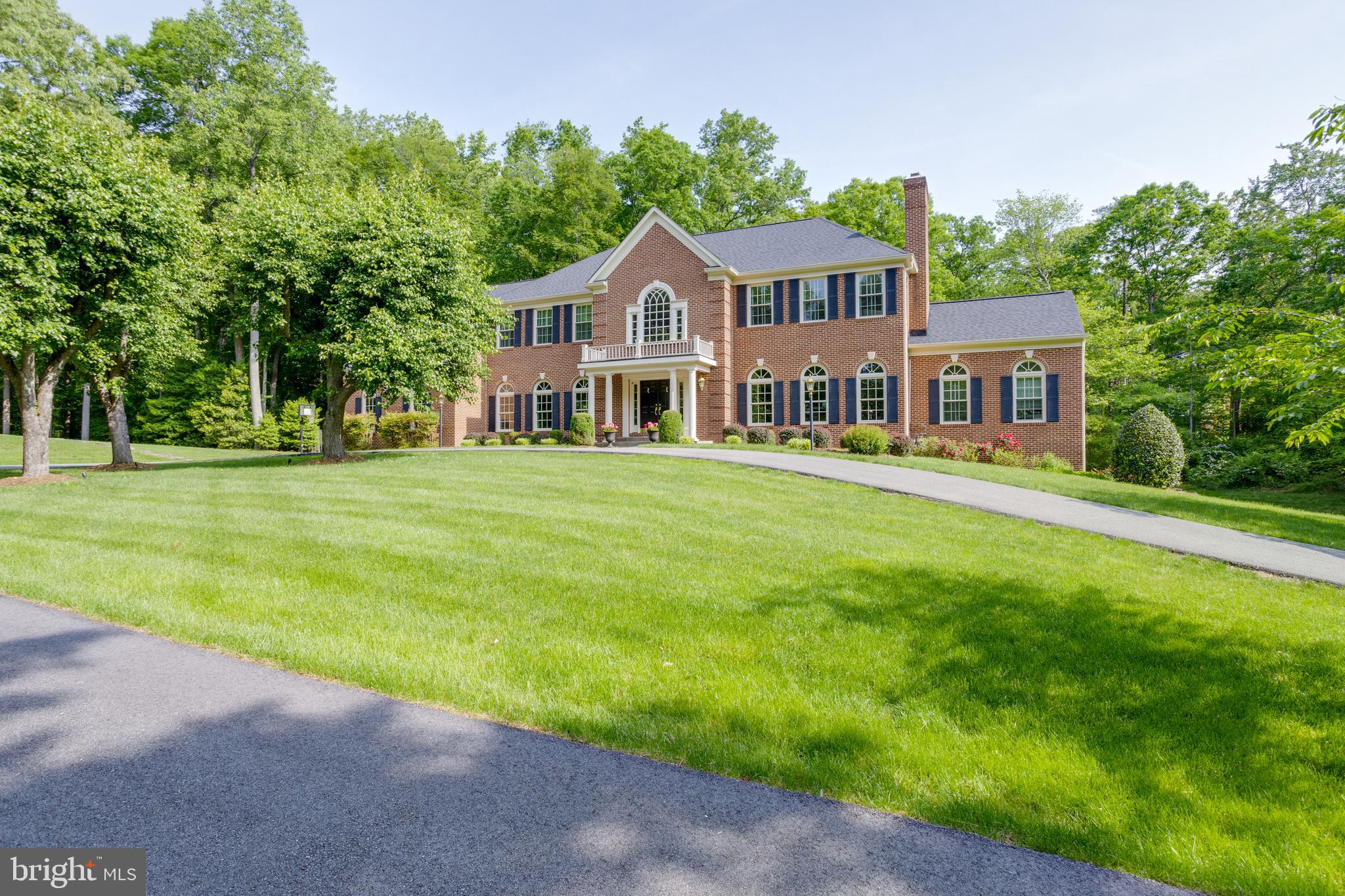 CLIFTON AT WOLF RUN - Residential