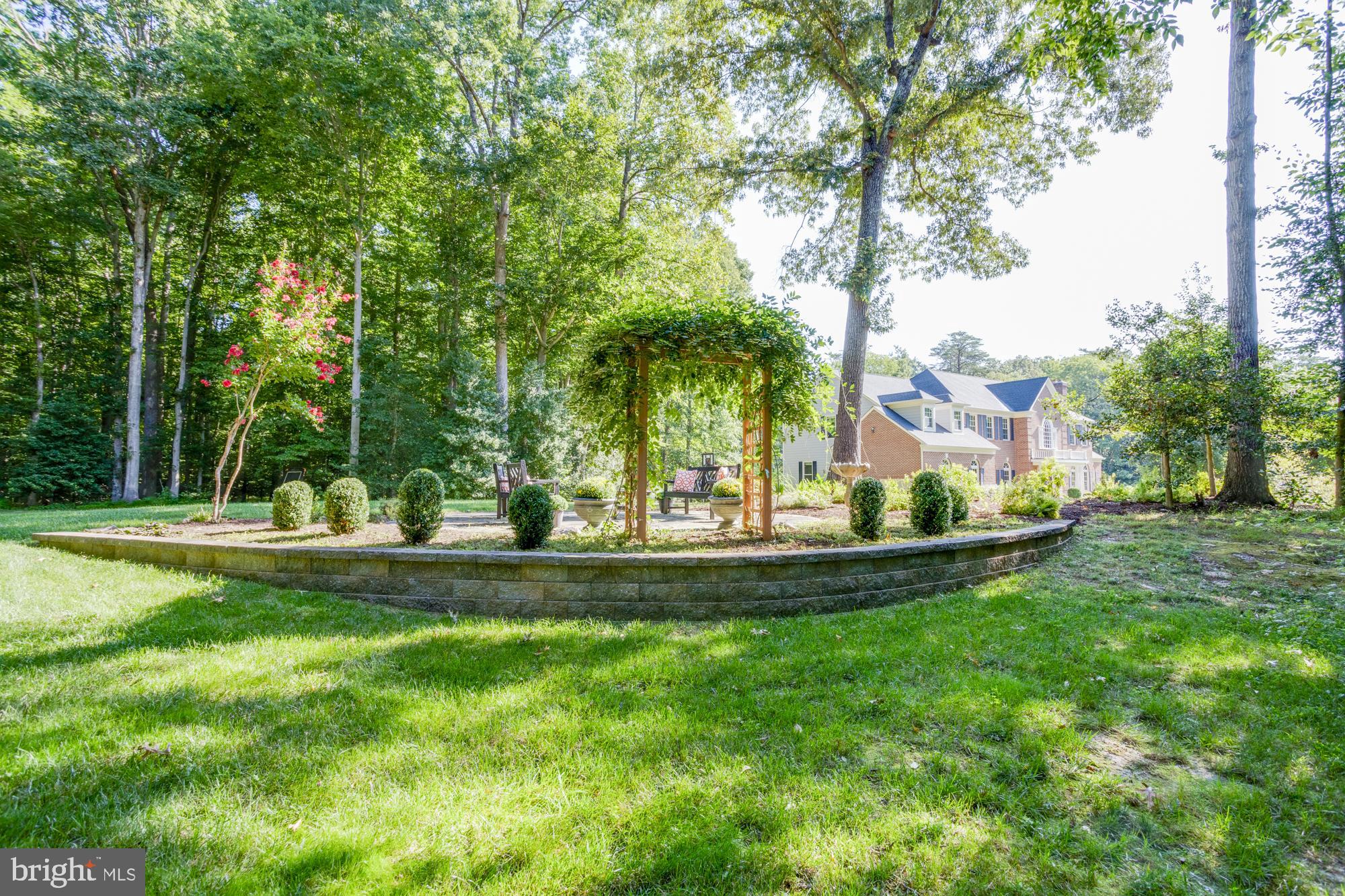 CLIFTON AT WOLF RUN - Residential