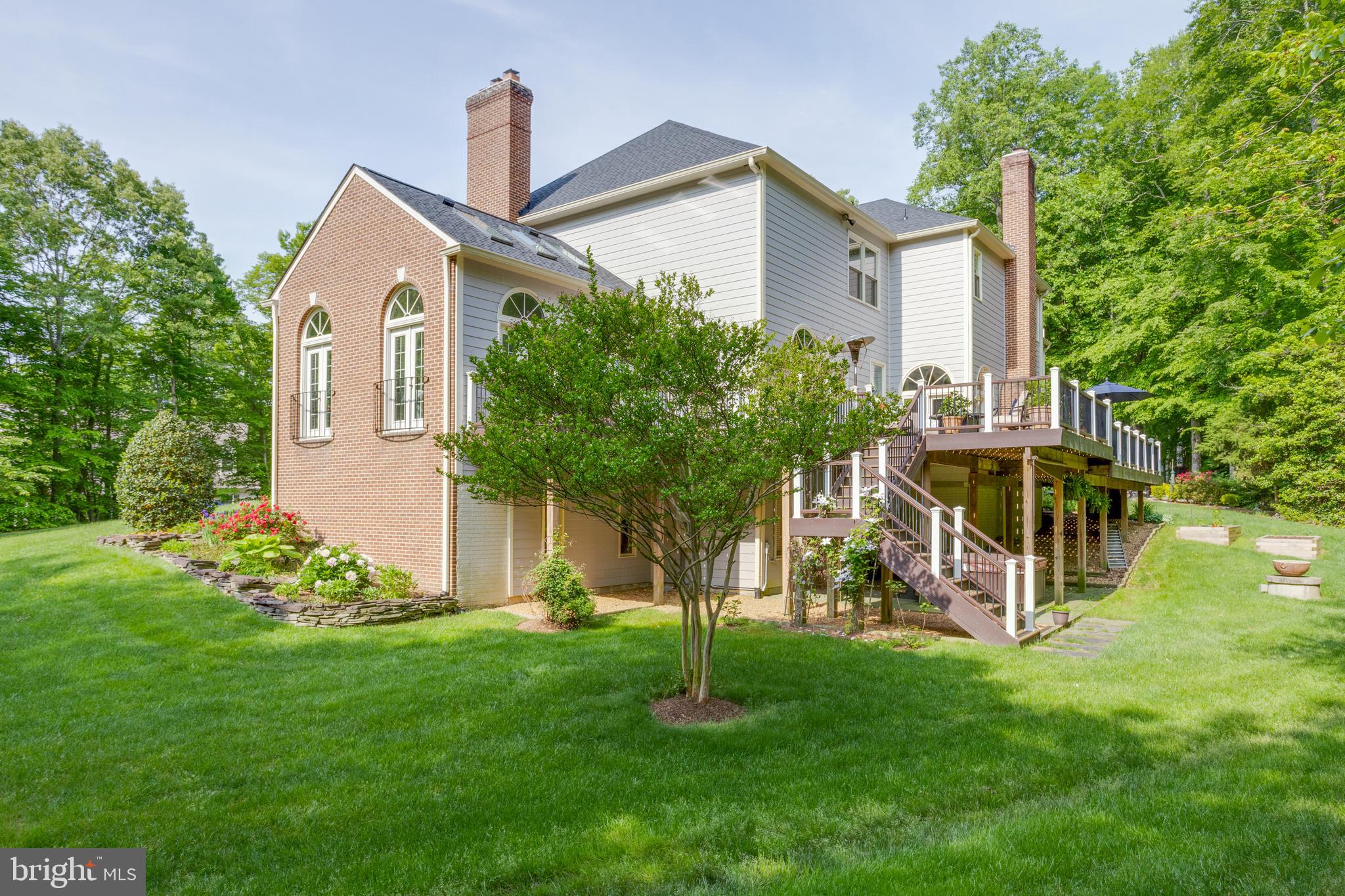 CLIFTON AT WOLF RUN - Residential