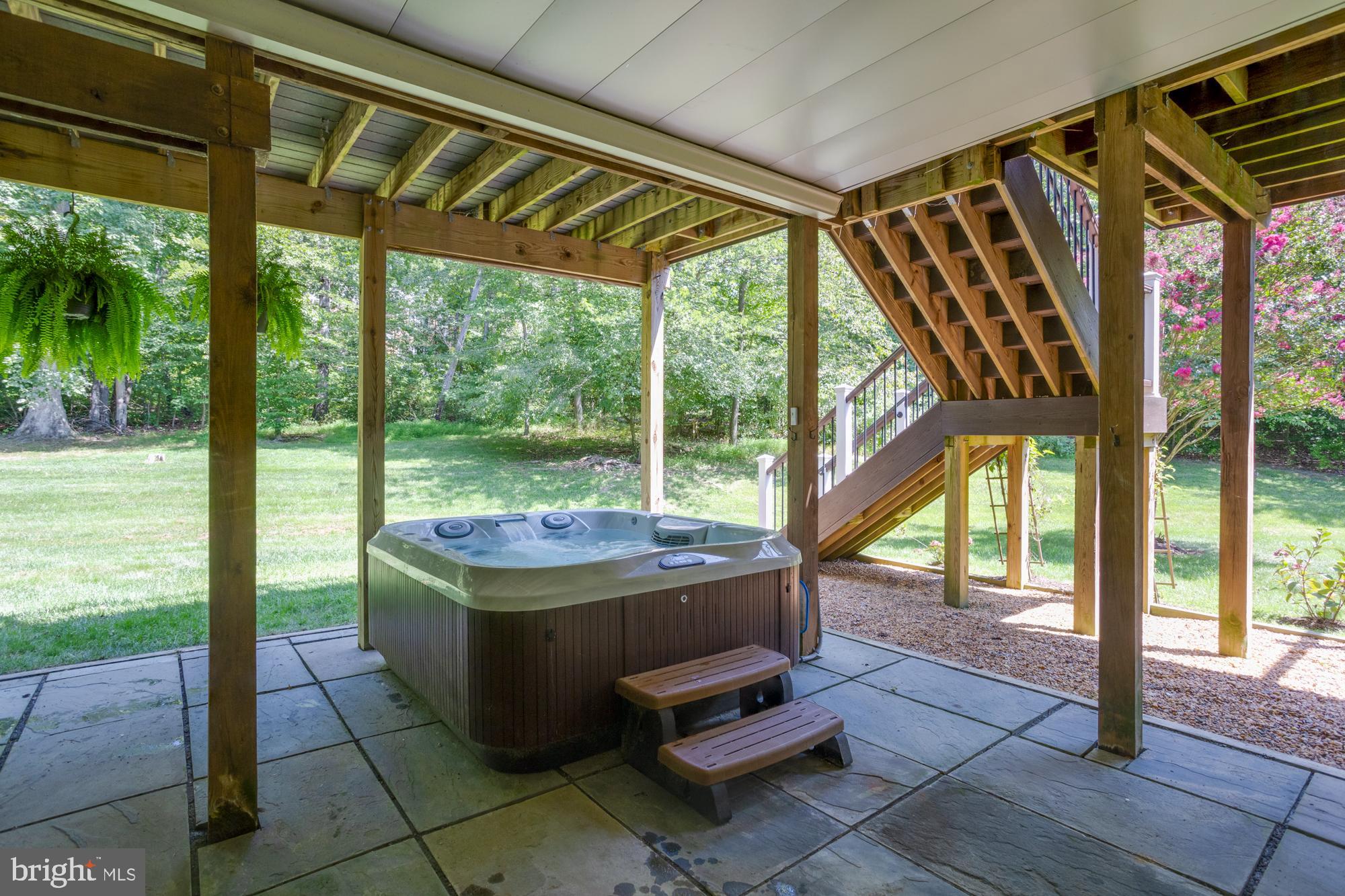 CLIFTON AT WOLF RUN - Residential