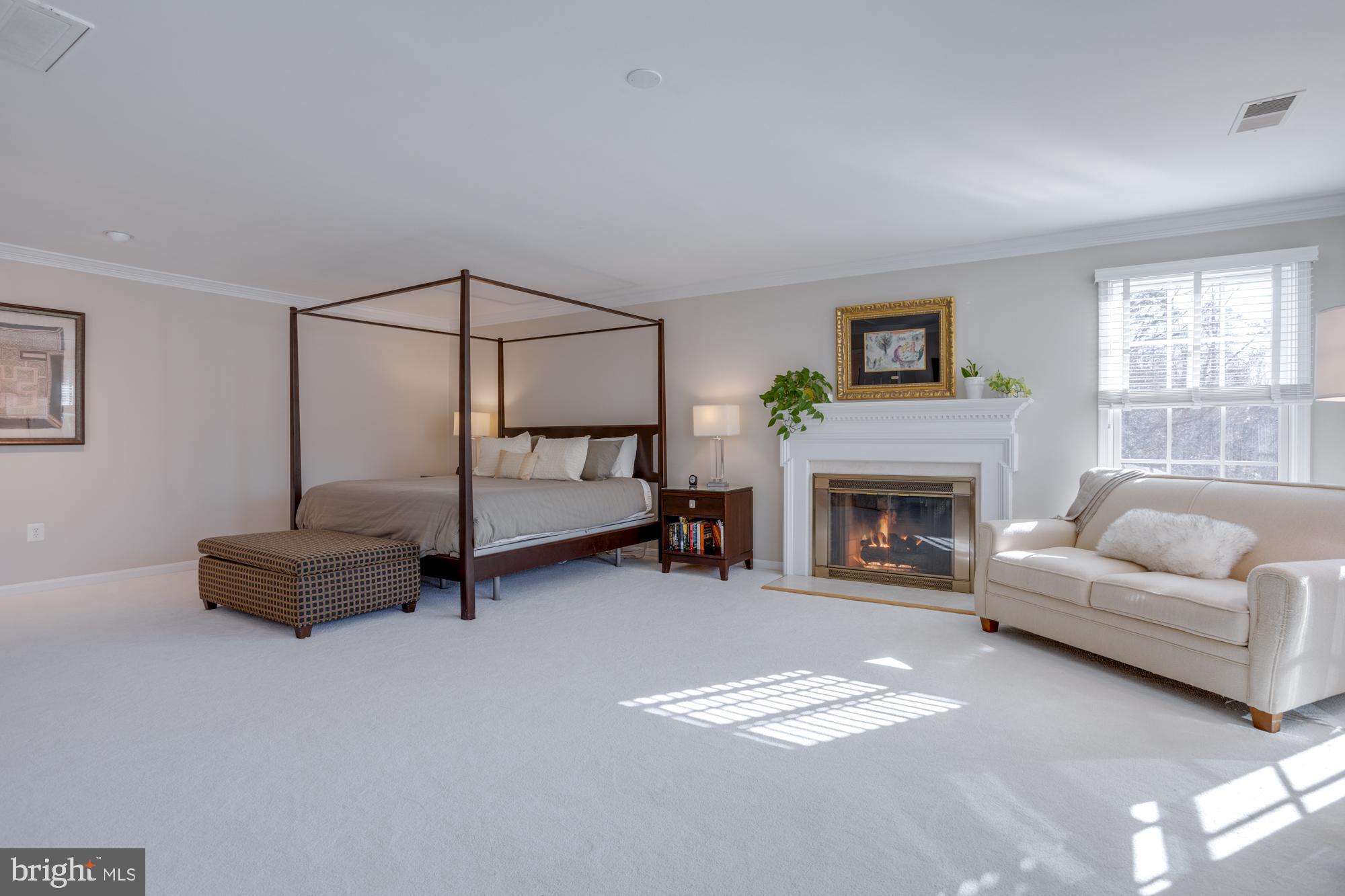 CLIFTON AT WOLF RUN - Residential