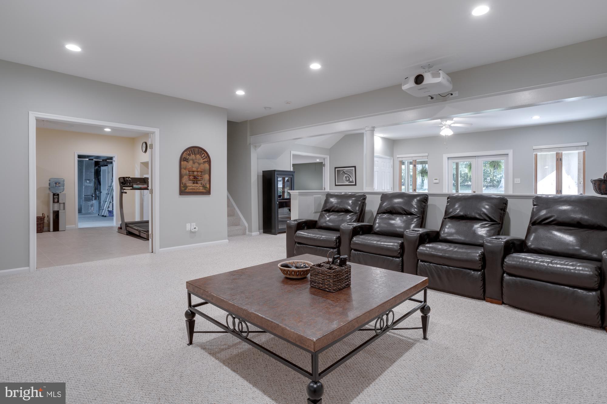 CLIFTON AT WOLF RUN - Residential