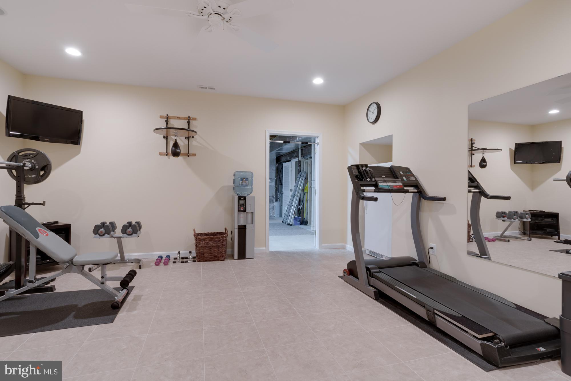 CLIFTON AT WOLF RUN - Residential