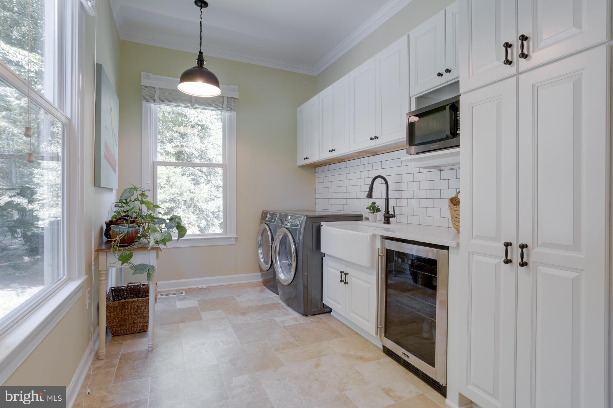 CLIFTON AT WOLF RUN - Residential