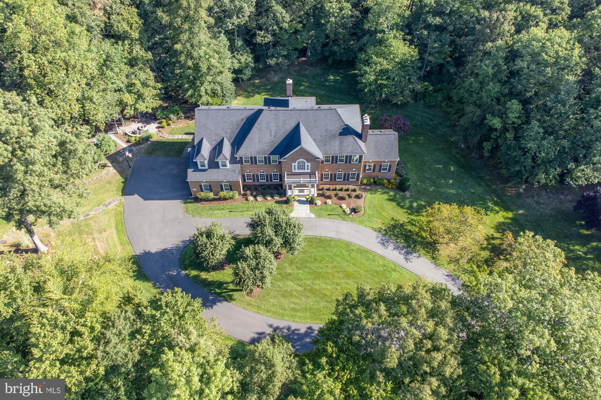 CLIFTON AT WOLF RUN - Residential