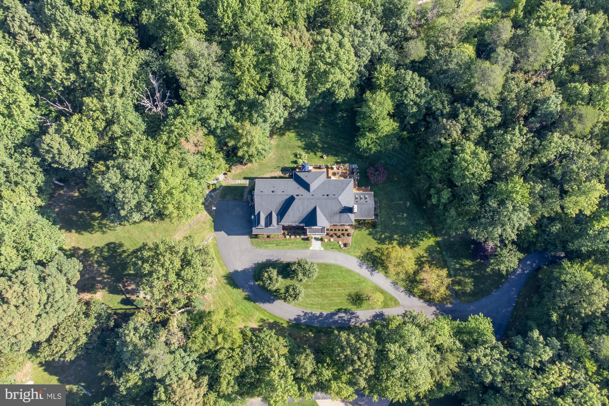 CLIFTON AT WOLF RUN - Residential