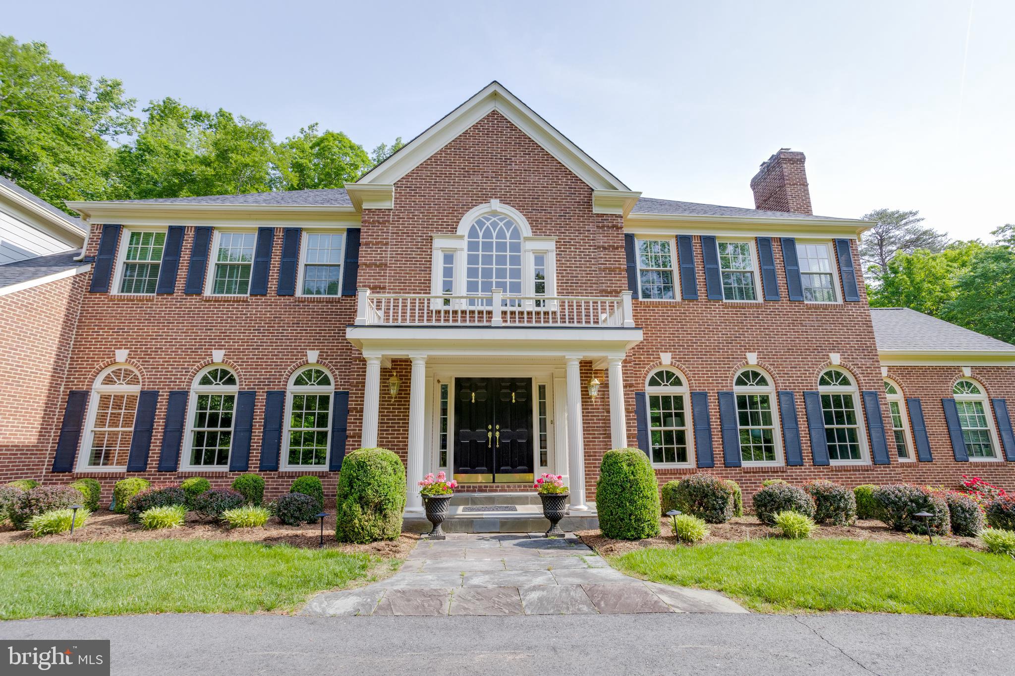 CLIFTON AT WOLF RUN - Residential