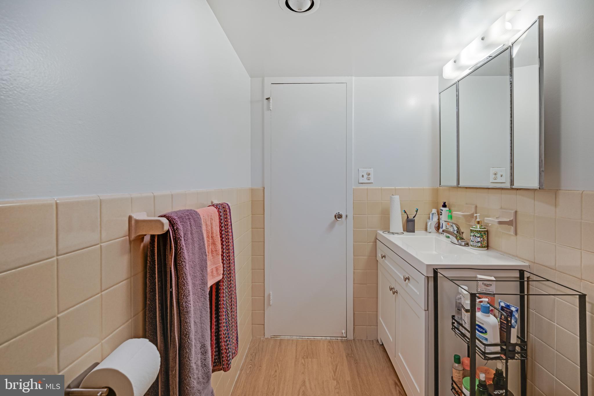 UNIVERSITY TOWERS CODM - Residential