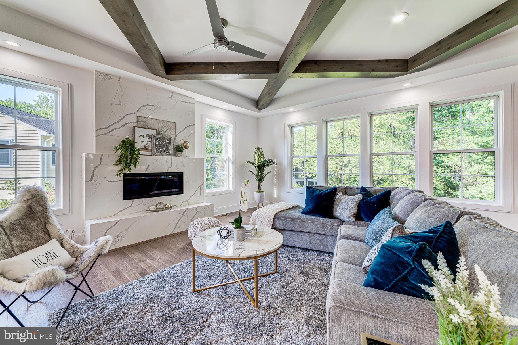 VIENNA WOODS - Residential