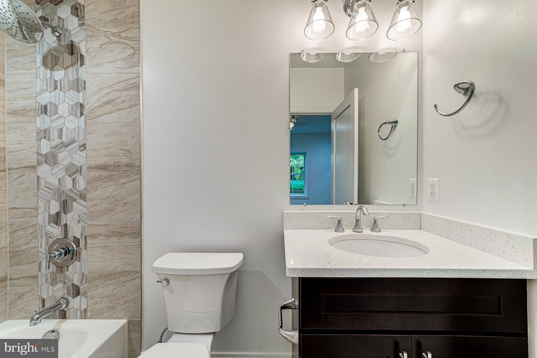 VIENNA WOODS - Residential