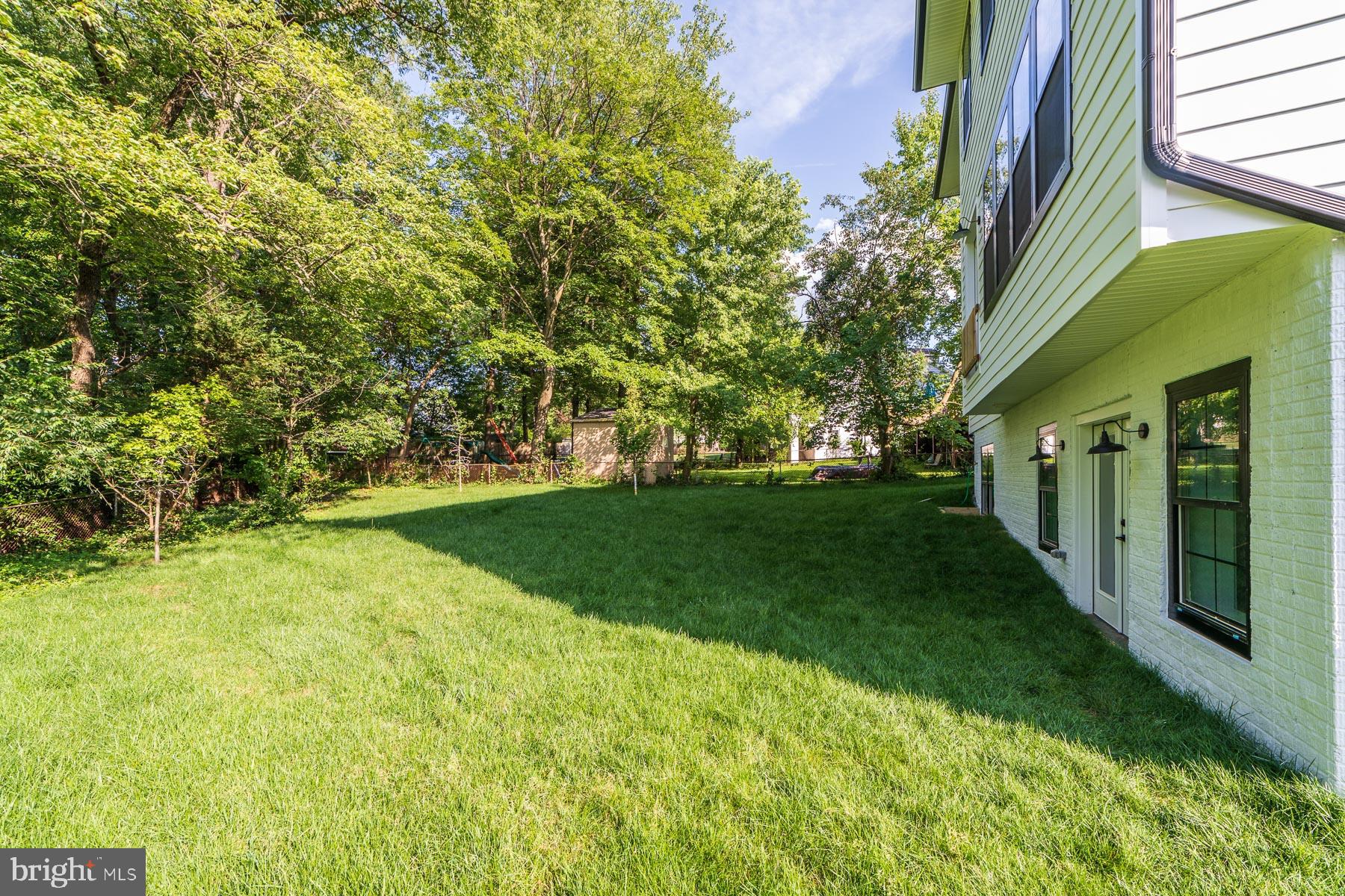 VIENNA WOODS - Residential