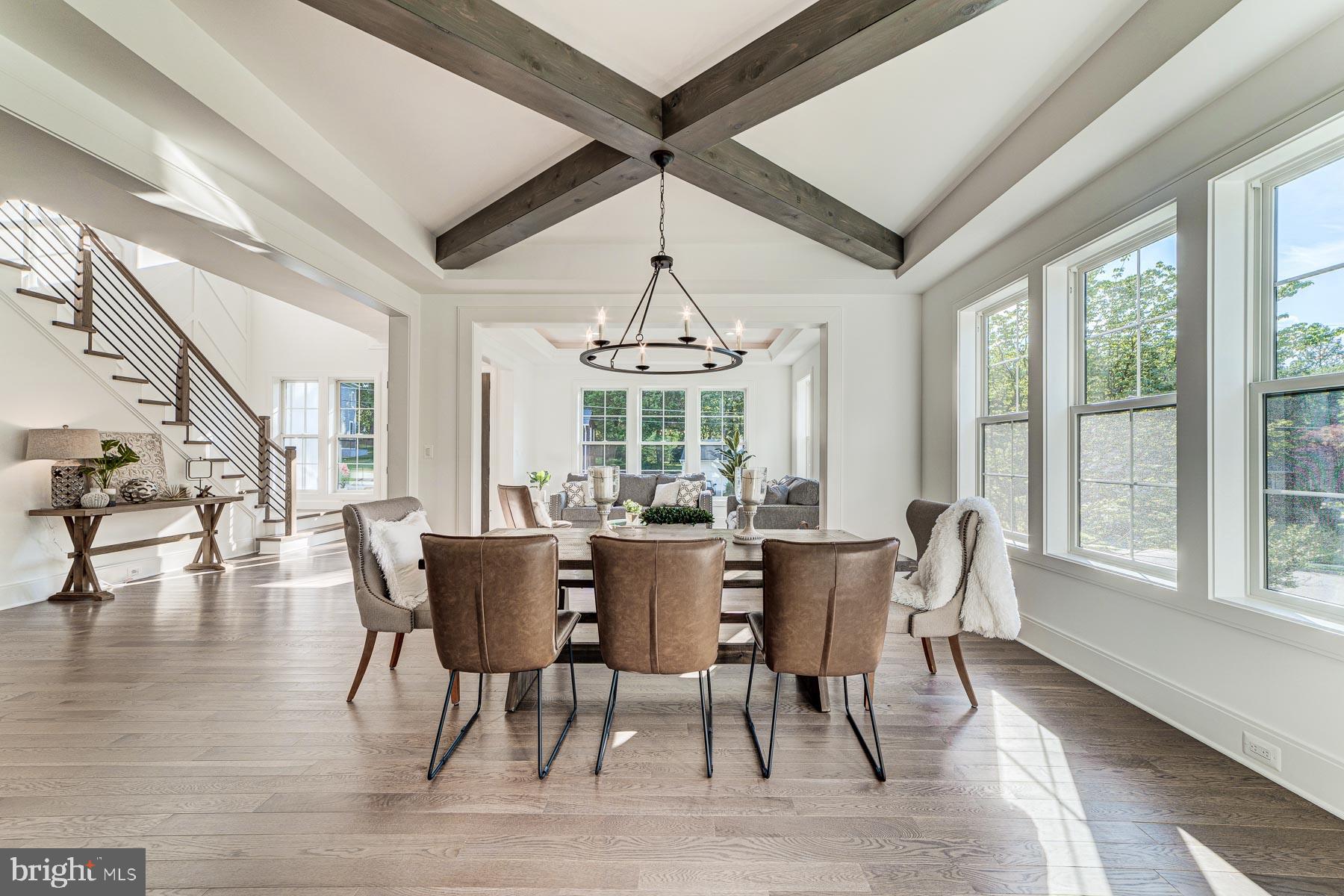 VIENNA WOODS - Residential