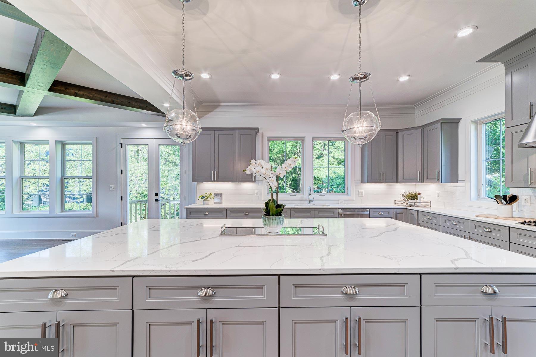 VIENNA WOODS - Residential