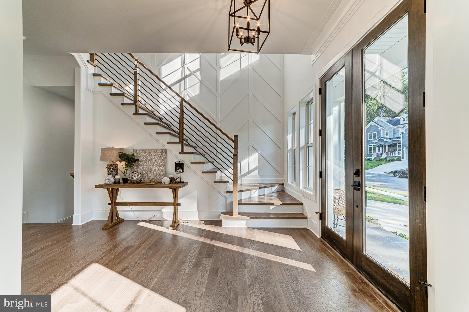 VIENNA WOODS - Residential