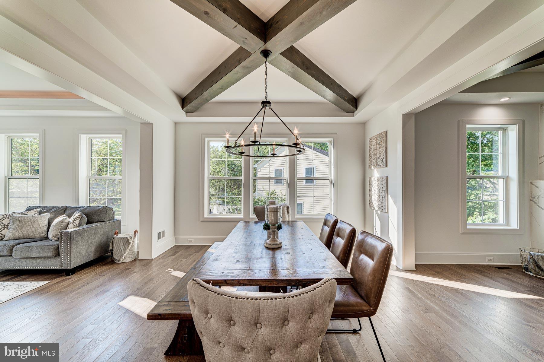 VIENNA WOODS - Residential