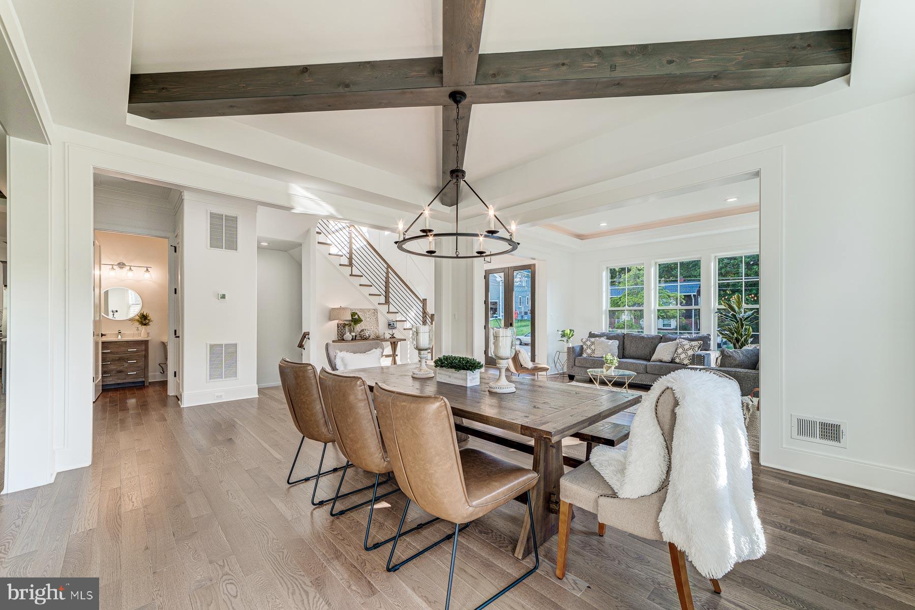 VIENNA WOODS - Residential