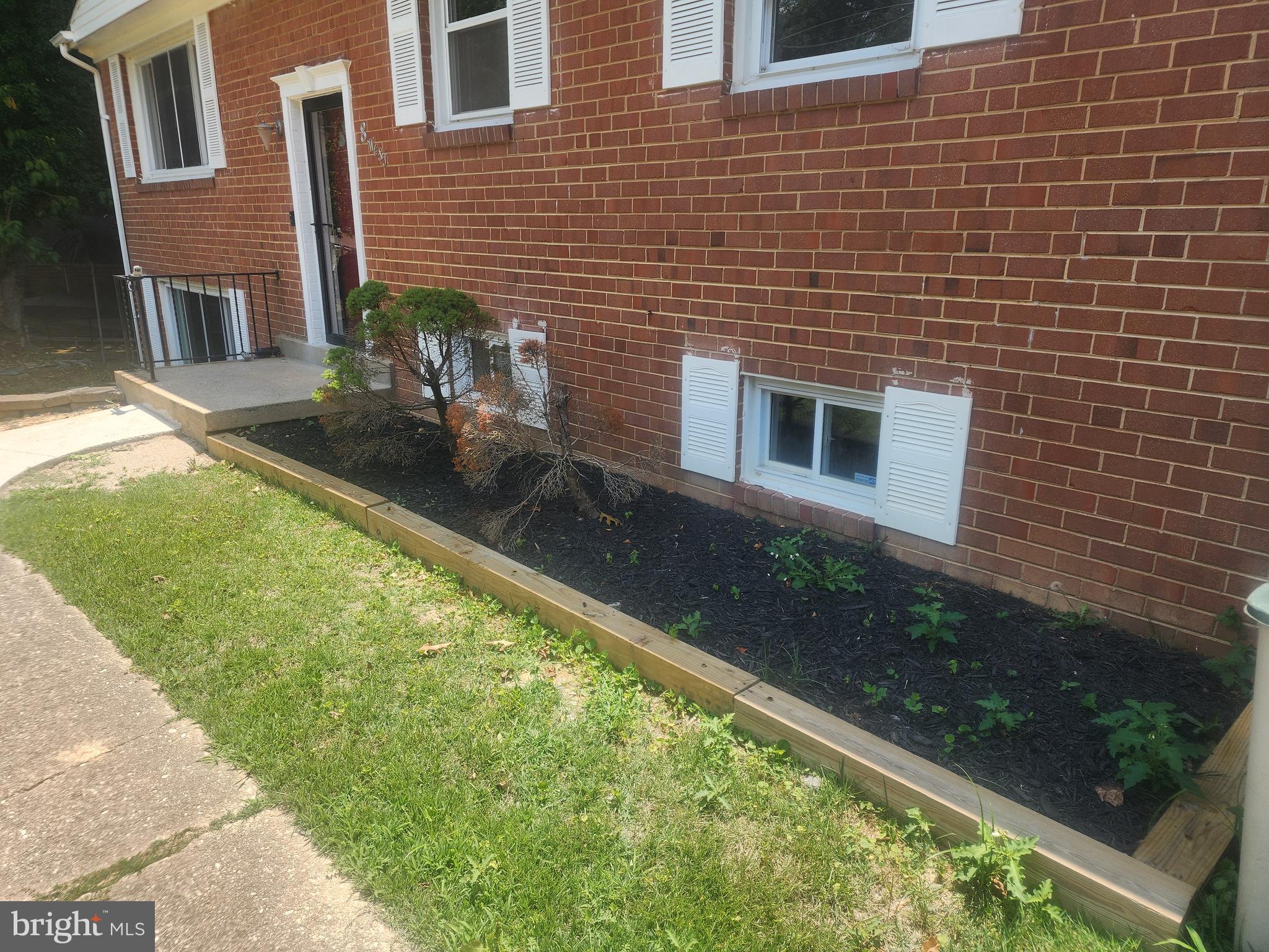 DAVIS - Residential Lease