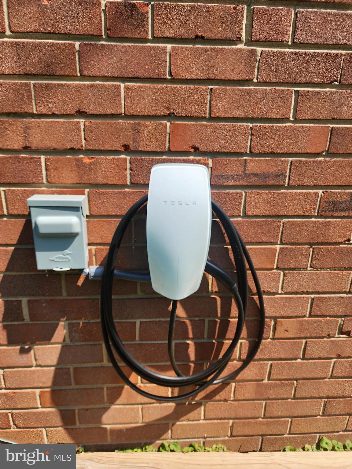 DAVIS - Residential Lease