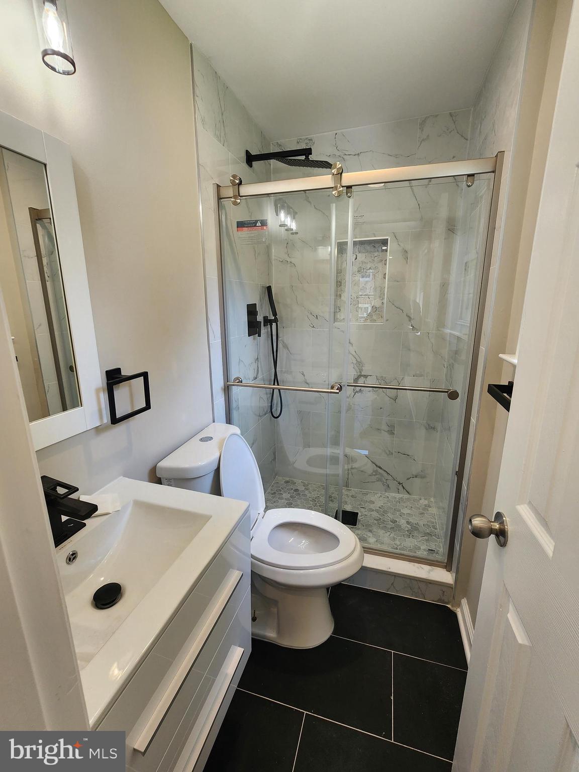 DAVIS - Residential Lease