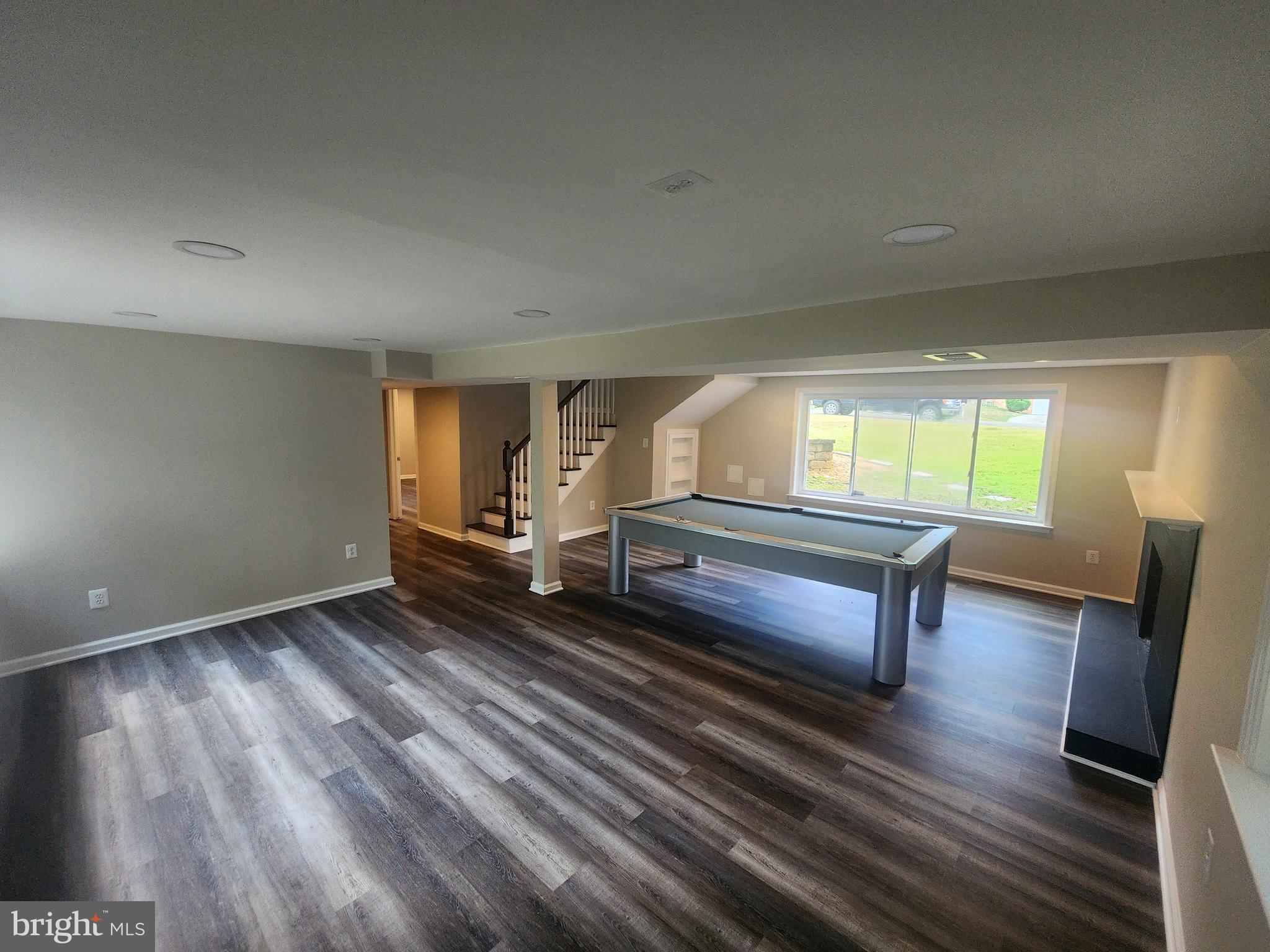 DAVIS - Residential Lease