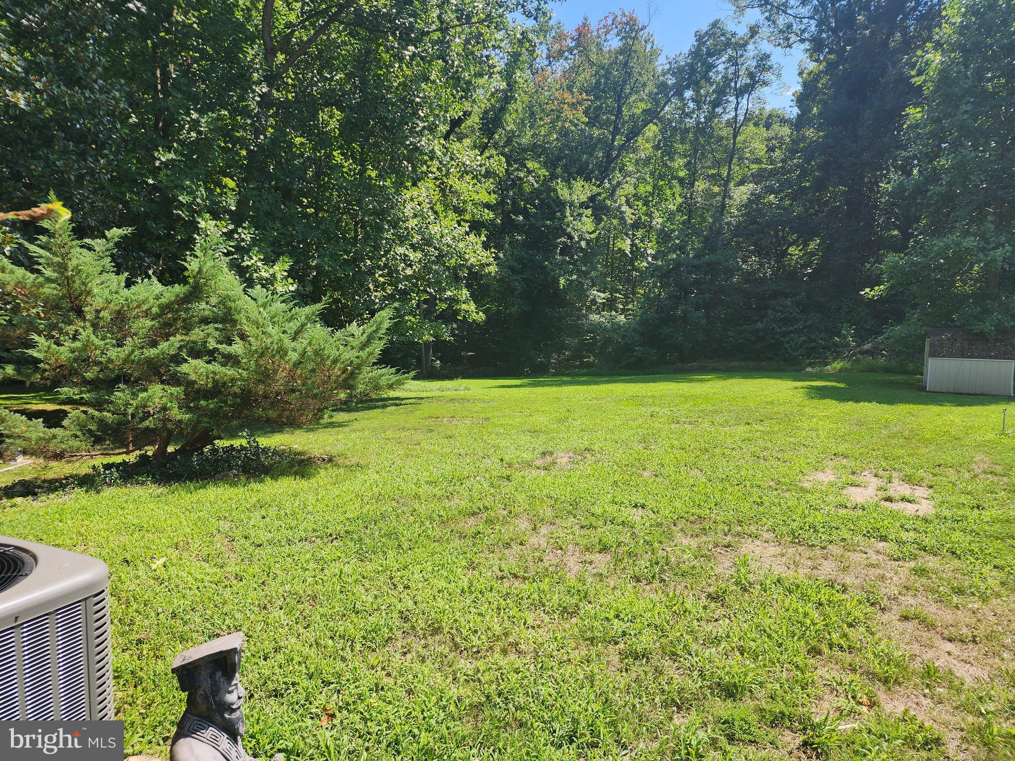 DAVIS - Residential Lease