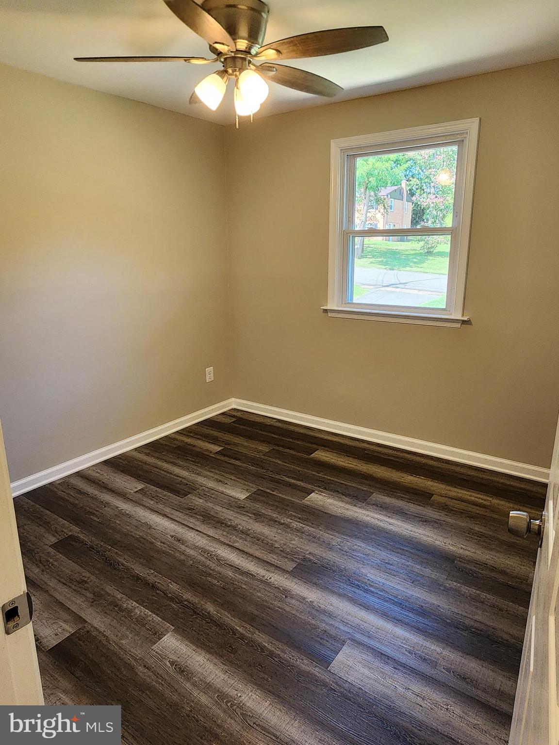 DAVIS - Residential Lease