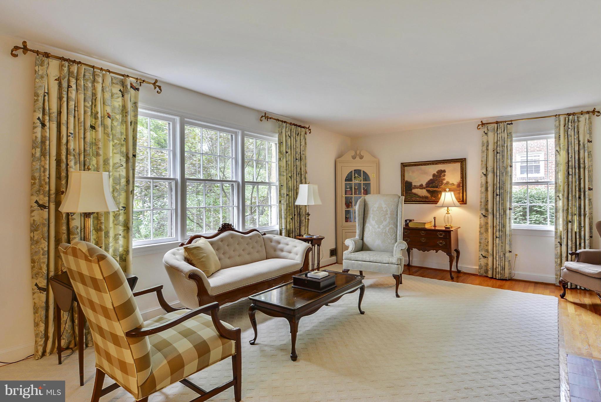 LEEWAY HEIGHTS - Residential