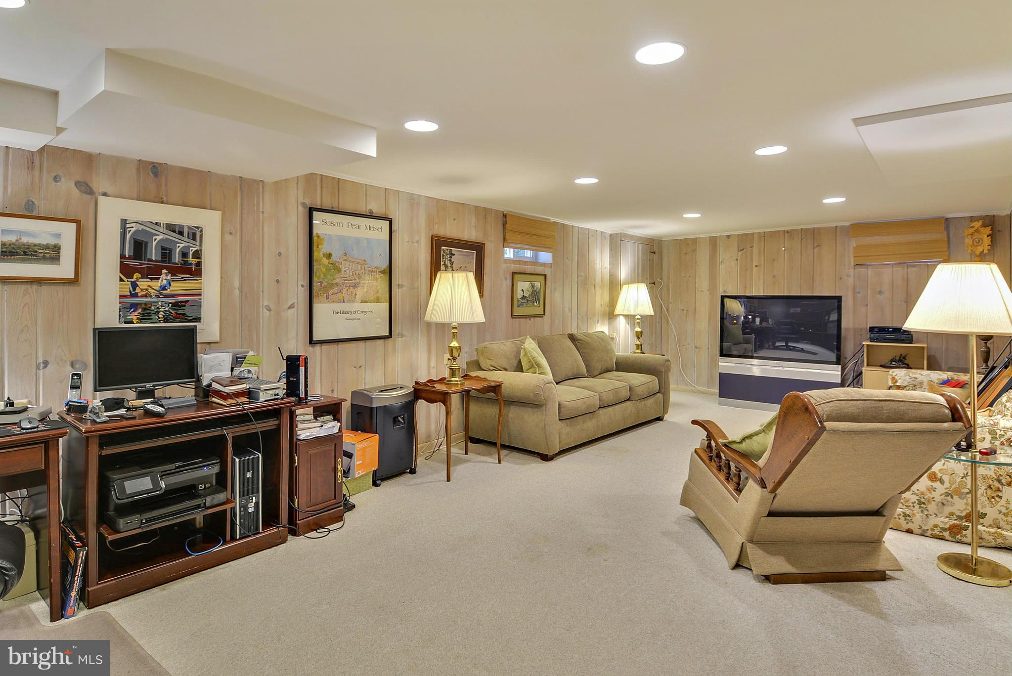 LEEWAY HEIGHTS - Residential