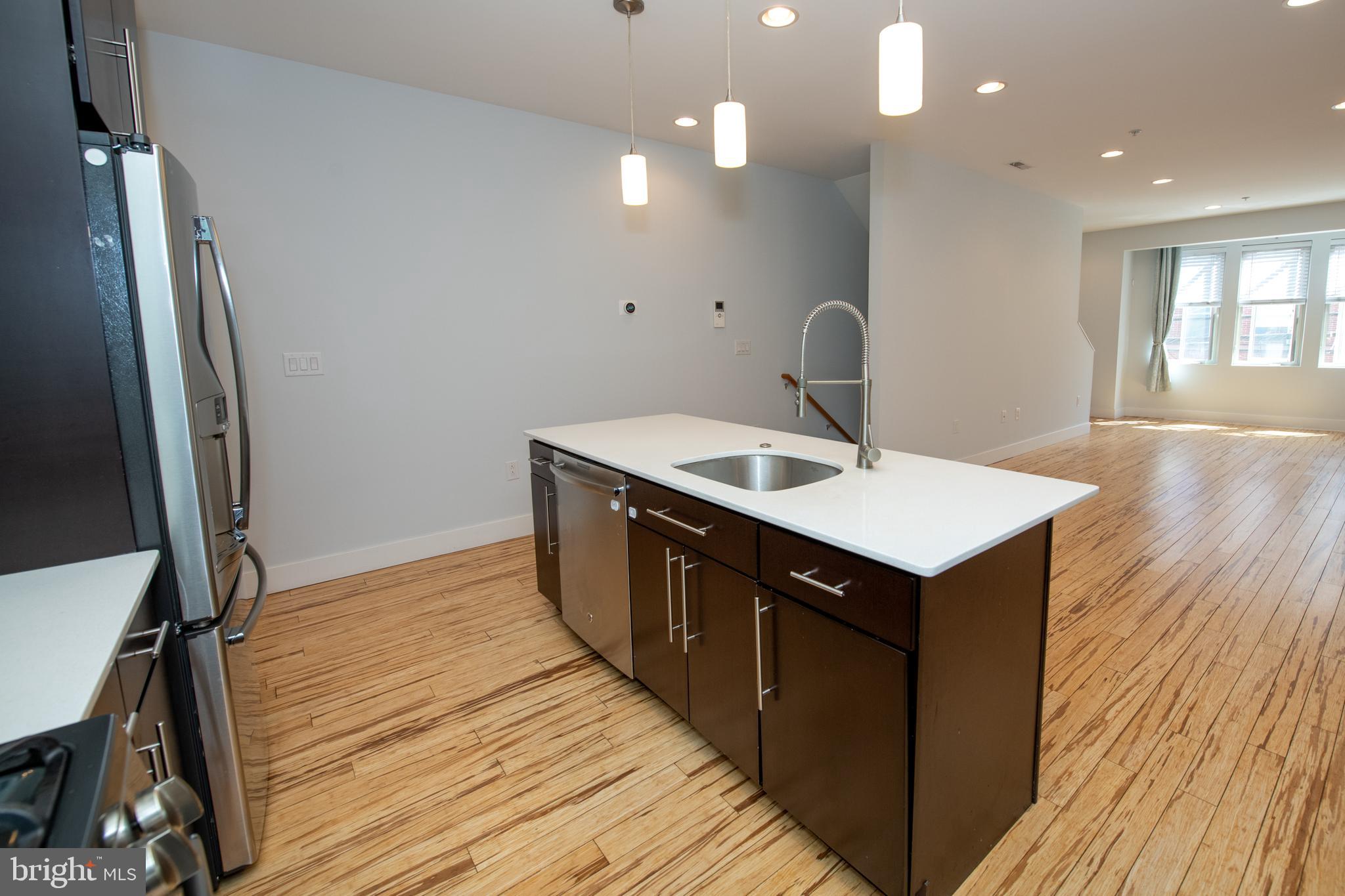 FAIRMOUNT - Residential